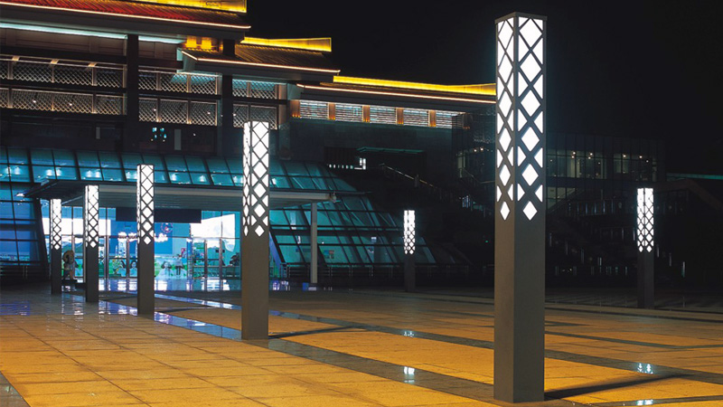 (QDJGDZ-006)现代简约广场镂空景观灯柱安装效果实拍