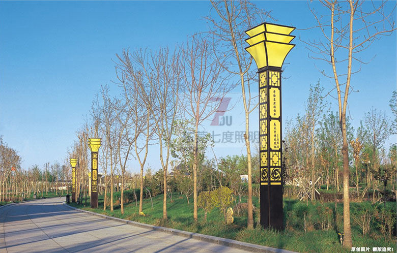 (QDJGDZ-019)3-6米方形广场\园林景观灯柱安装效果实拍